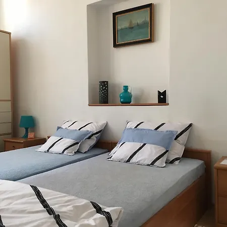 Koren Family Apartment