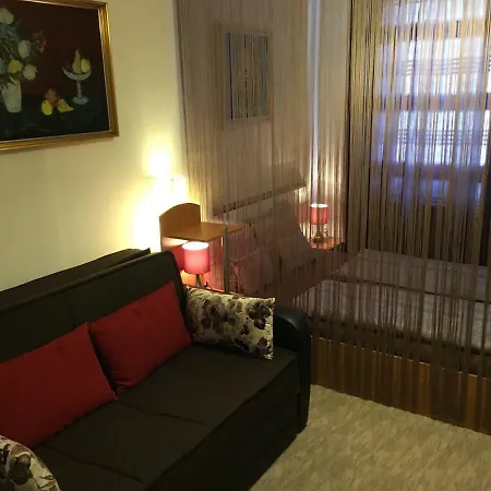 Koren Family Apartment